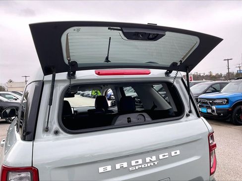 Used 2023 Ford Bronco Sport Outer Banks w/ Tech Package image 35