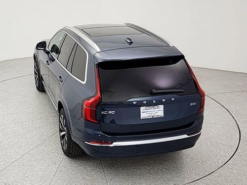 New 2026 Volvo XC90 B5 Core image 35