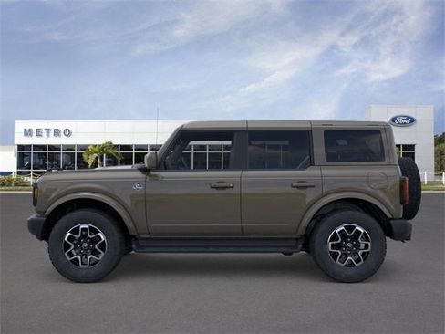New 2025 Ford Bronco Outer Banks image 3
