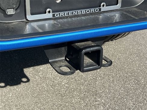 Used 2022 Jeep Gladiator Overland image 36