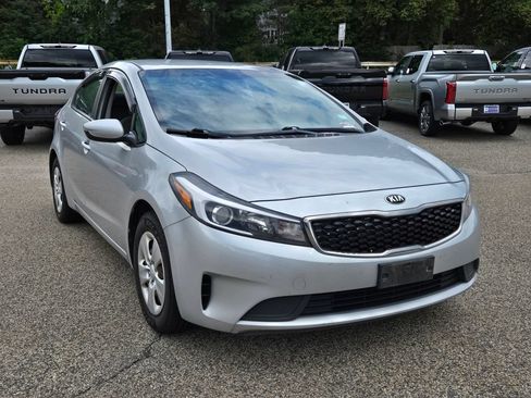 Used 2018 Kia Forte LX w/ Sports Package FWD image 8