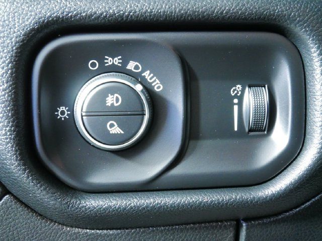 Used 2021 RAM 1500 Big Horn AWD/4WD image 25