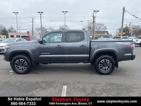 Used 2023 Toyota Tacoma TRD Sport image 4