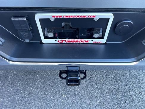 Used 2023 GMC Sierra 1500 SLT w/ SLT Premium Plus Package image 17