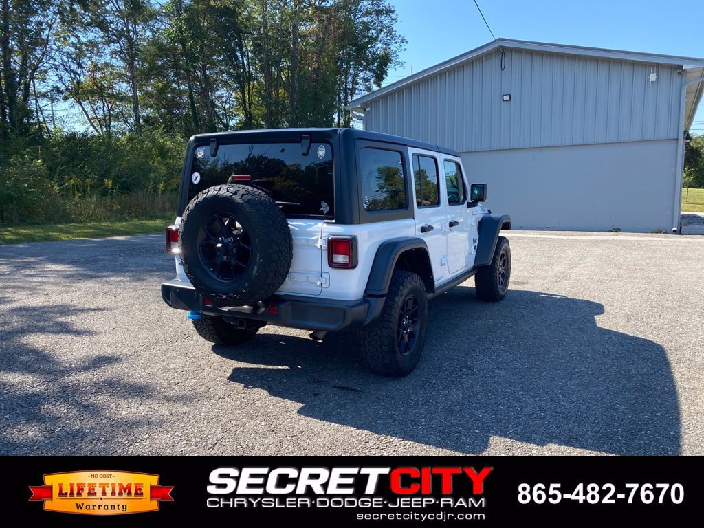 Used 2024 Jeep Wrangler Unlimited AWD/4WD image 5