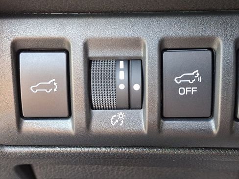 Certified 2024 Subaru Outback Limited AWD/4WD image 25