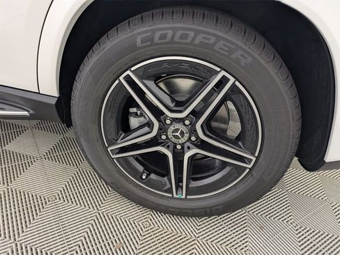 New 2026 Mercedes-Benz GLE 450 4MATIC image 14