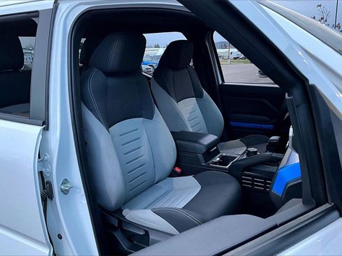 Used 2024 Toyota Tacoma TRD Off-Road image 7