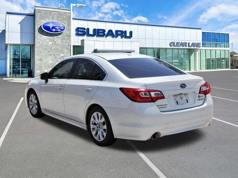 Used 2015 Subaru Legacy 2.5i Premium w/ Moonroof Package AWD/4WD image 4