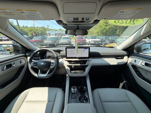 New 2026 Ford Explorer Active w/ Active Comfort Package AWD/4WD image 27
