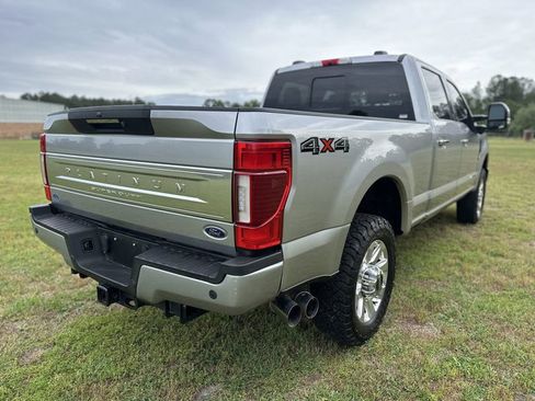 Used 2022 Ford F250 Platinum image 5