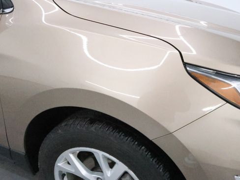 Used 2018 Chevrolet Equinox Premier image 20