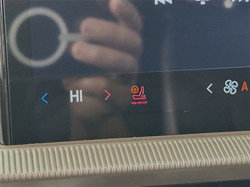 New 2026 Ford Explorer Active w/ Active Comfort Package image 21