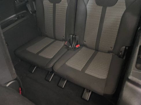 Used 2021 Kia Sorento LX image 20