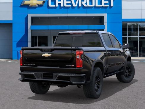 New 2026 Chevrolet Silverado 1500 ZR2 image 4
