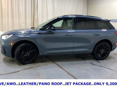 Used 2025 Lincoln Corsair Reserve w/ Equipment Group 202A image 6