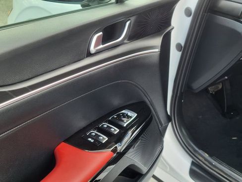 Used 2025 Kia K5 GT-Line w/ GT-Line Premium Package image 8