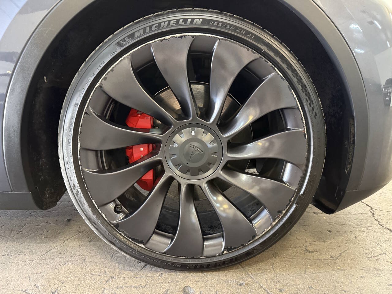 Used 2023 Tesla Model Y Performance AWD/4WD image 30