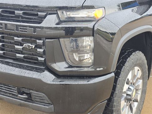 Used 2022 Chevrolet Silverado 2500 Custom w/ Custom Convenience Package image 28