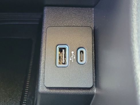 Used 2023 Ford Edge SEL w/ Convenience Package AWD/4WD image 31