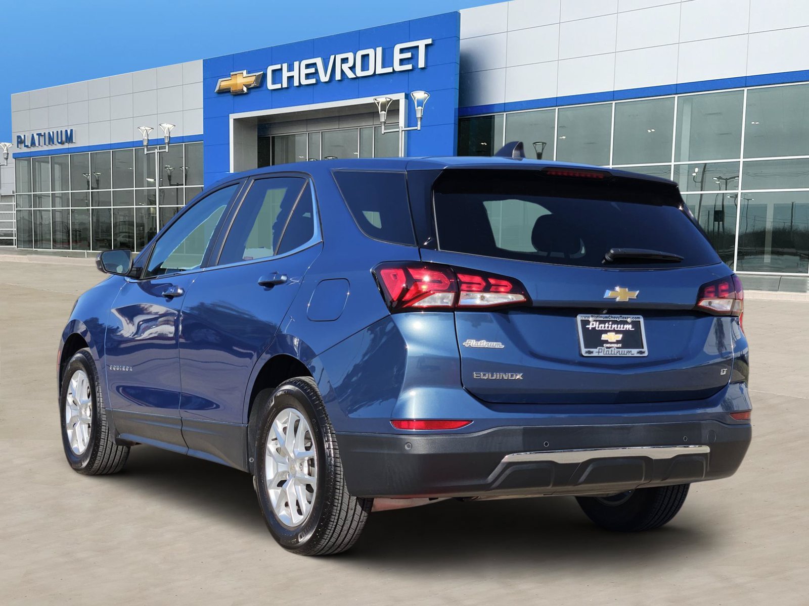 Certified 2024 Chevrolet Equinox LT FWD image 4