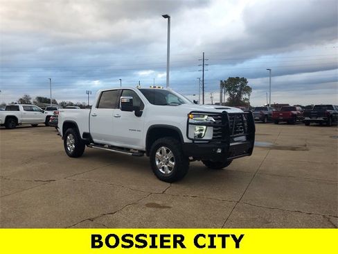 Certified 2020 Chevrolet Silverado 2500 LTZ w/ LTZ Premium Package image 2