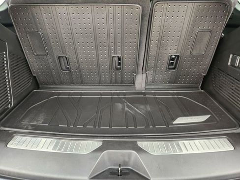 Used 2022 Chevrolet Tahoe RST w/ Sport Performance Package image 33