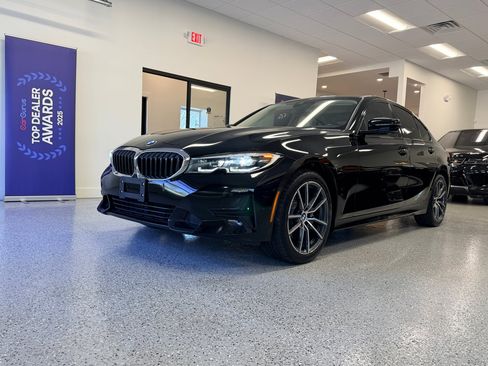 Used 2019 BMW 330i Sedan image 14