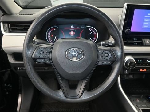 Used 2024 Toyota RAV4 XLE w/ Convenience Package FWD image 7
