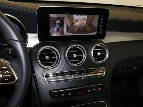Used 2023 Mercedes-Benz GLC 300 4MATIC Coupe image 27