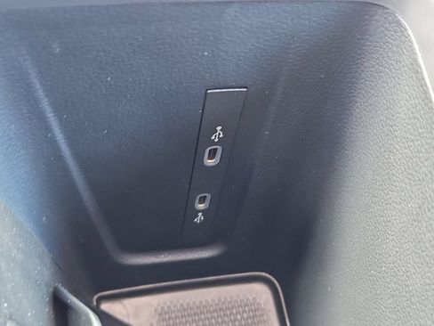 New 2026 Volkswagen Tiguan SE R-Line AWD/4WD image 12