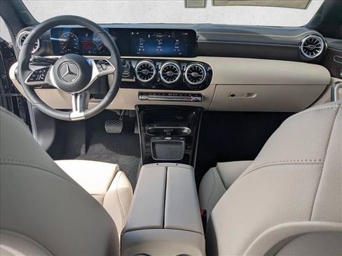 Used 2026 Mercedes-Benz CLA 250 image 13