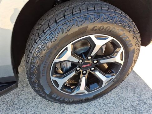 New 2026 GMC Yukon XL AT4 image 9