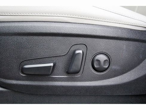 Used 2021 Kia Telluride EX w/ EX Premium Package image 25