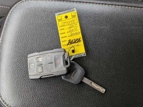 Used 2017 GMC Canyon SLE w/ Nightfall Edition image 35