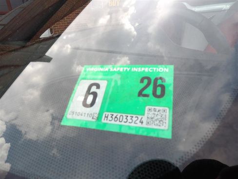 Used 2015 Chevrolet Corvette Stingray Convertible w/ 2LT Preferred Equipment Group image 27