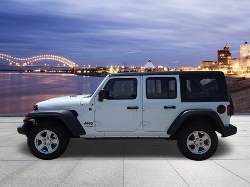 Used 2022 Jeep Wrangler Unlimited Sport AWD/4WD image 2