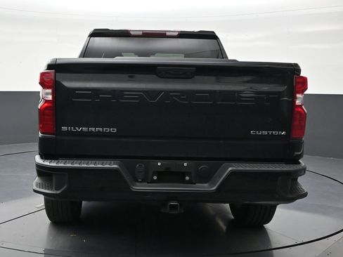 Used 2022 Chevrolet Silverado 1500 Custom RWD image 4