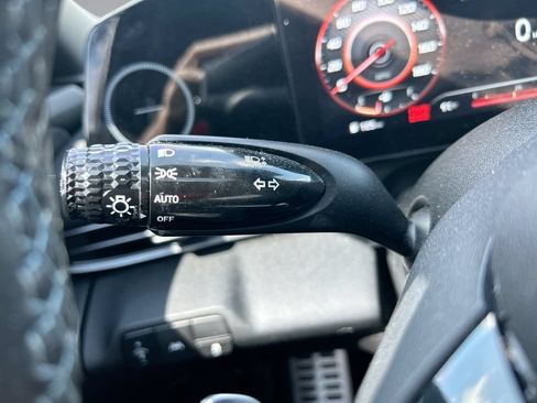 Used 2022 Hyundai Elantra N FWD image 19