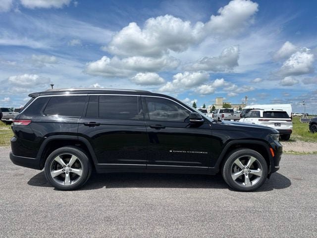Used 2021 Jeep Grand Cherokee L Limited AWD/4WD image 1