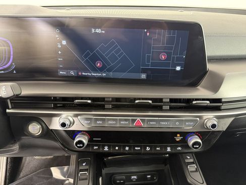 Used 2025 Kia Telluride S image 20