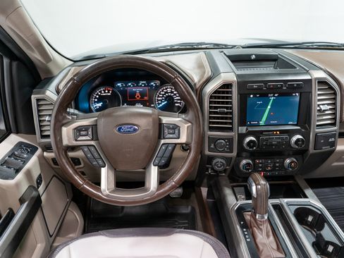 Used 2019 Ford F150 Limited w/ Trailer Tow Package image 14