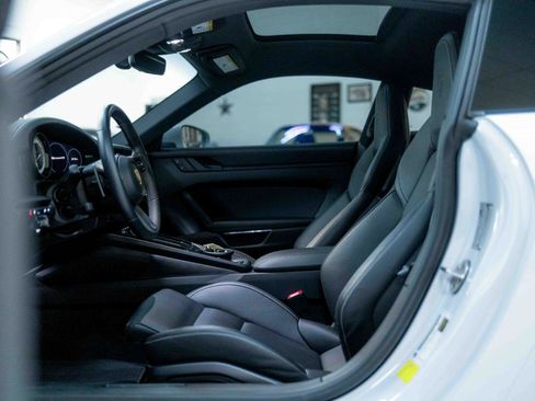 Used 2024 Porsche 911 Carrera GTS image 45