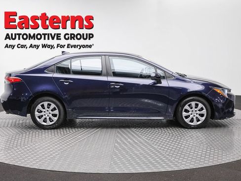 Used 2024 Toyota Corolla LE FWD image 4