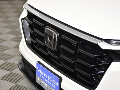 Certified 2024 Honda CR-V EX-L image 11