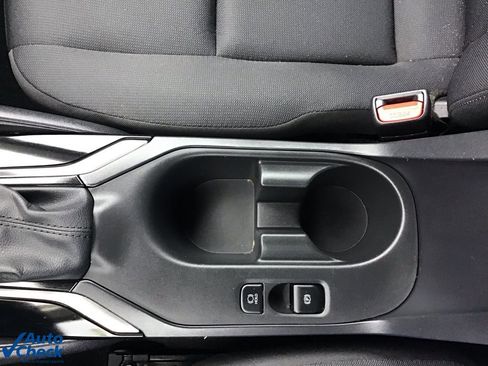 Used 2024 Toyota Corolla LE image 38