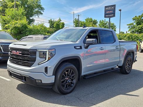 Used 2024 GMC Sierra 1500 Elevation AWD/4WD image 3