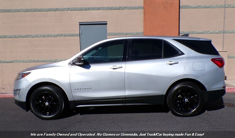 Used 2018 Chevrolet Equinox LS FWD image 7