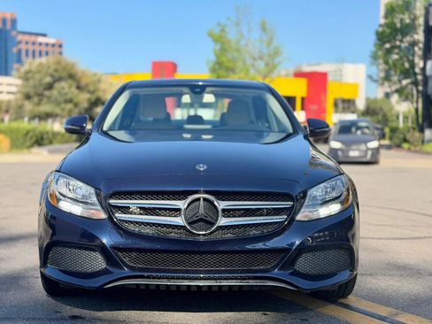 Used 2018 Mercedes-Benz C 300 C 300 Sedan 4D w/ Premium Package image 9