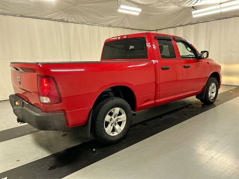 Used 2018 RAM 1500 Express image 2